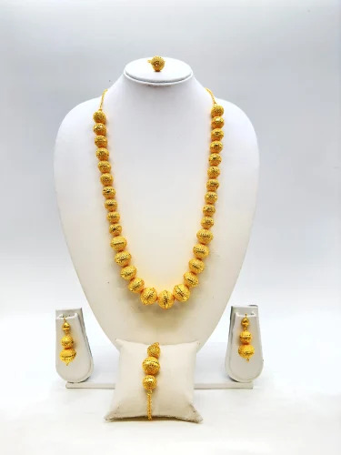 Muraya Designer Necklace Set