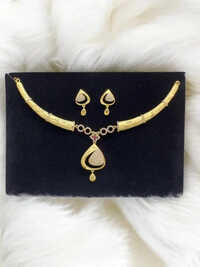 Fancy Gold Plated Necklace Forming Necklace Set