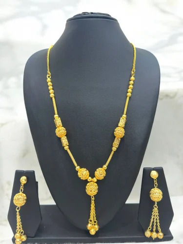 Designer Necklace Set - Color: Golden