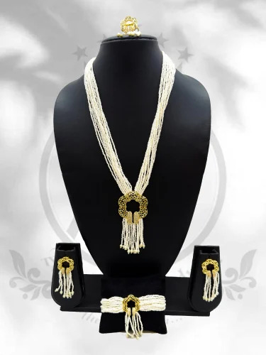 Gold Plated Set With Pearls
