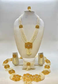 Designer Pearl Belt Set