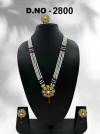 2800 Pearl Necklace Set - Color: Golden