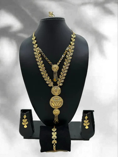 Ladies Artificial Necklace Set