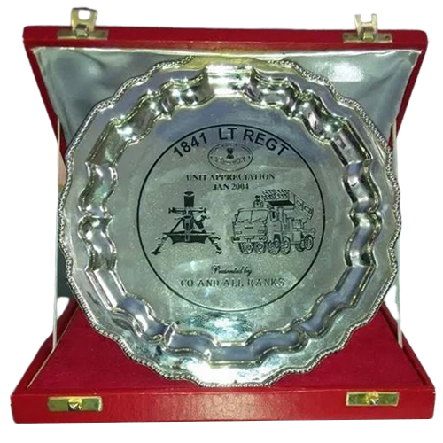 Aluminium Trophy - Color: Red