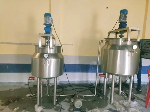 Powder Mixing Tank