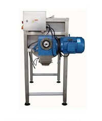 Stainless Steel Detergent Mixing Machine - Capacity: 15 To 250 Kg