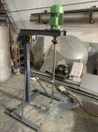 Fluid Agitator With Motor - Capacity: 500 Ltr