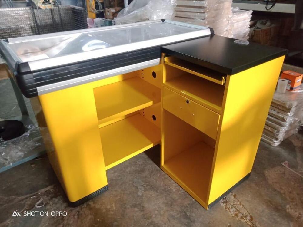 checkout counter/ super  market cash counter