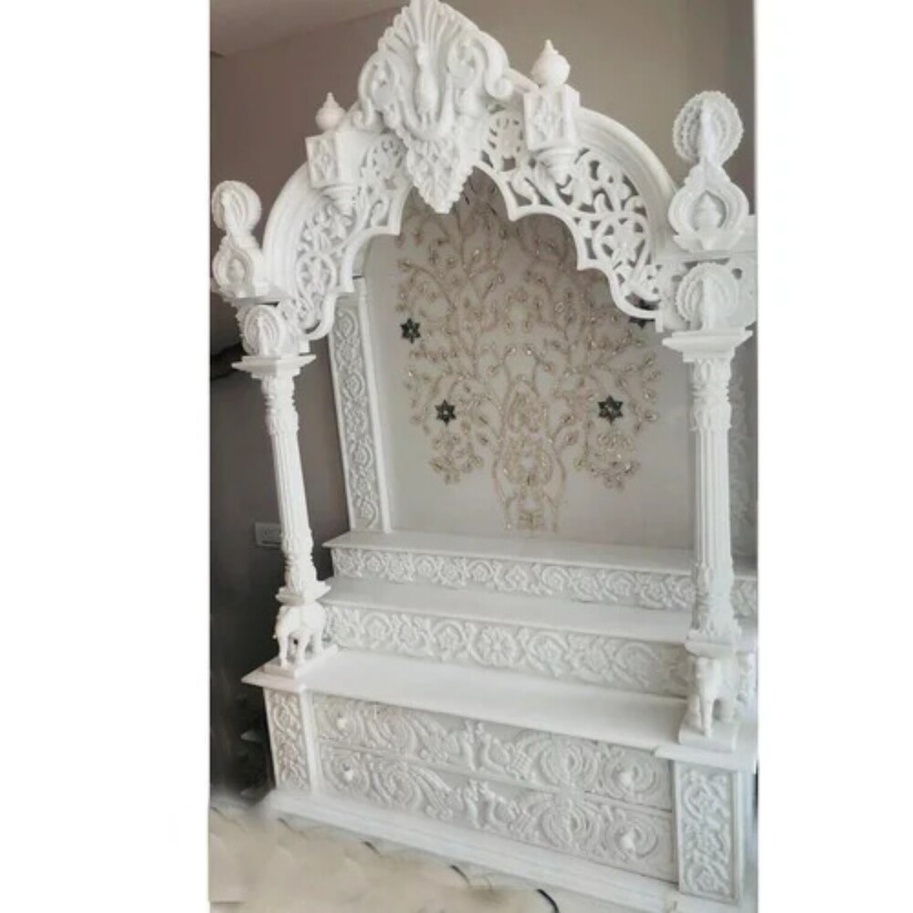 6 फीट सफेद संगमरमर का मंदिर