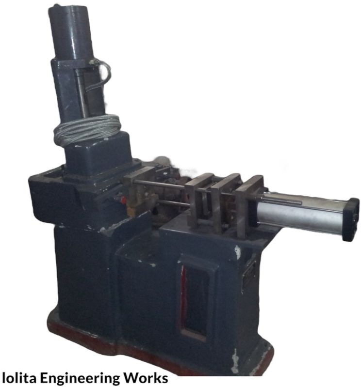 Zinc Die Casting Machine - Color: Black