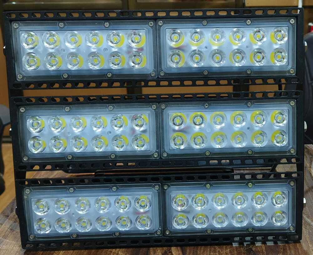 Modular Stadium Light - Color: Black