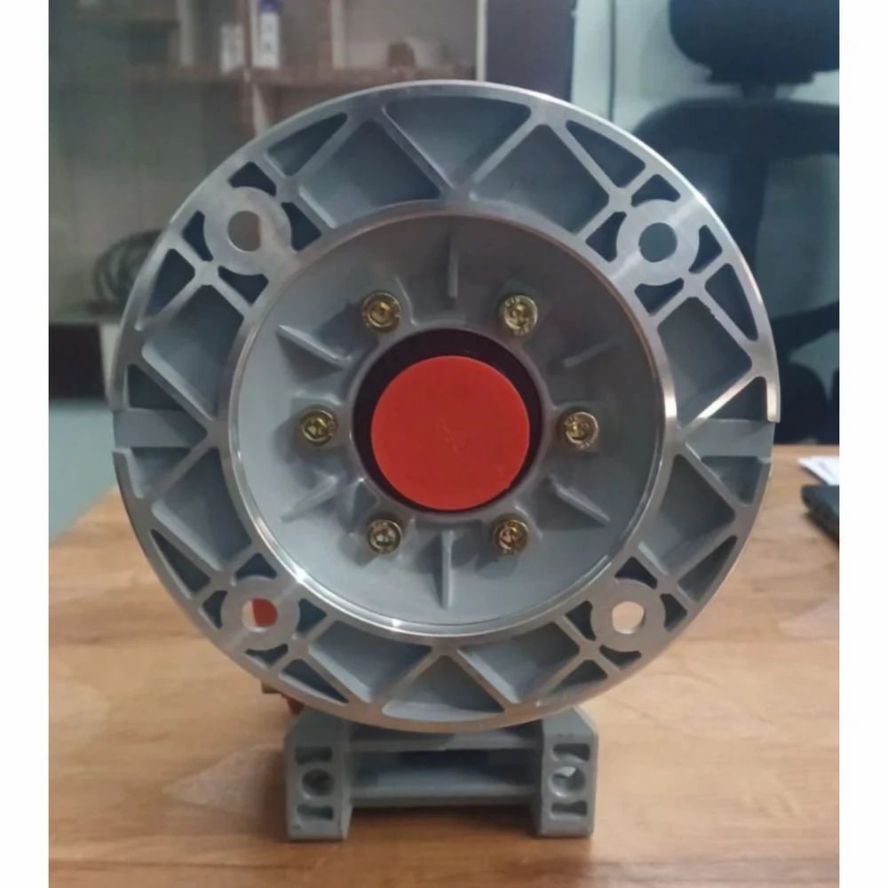 Worm Gearbox Reducer - Material: Iron