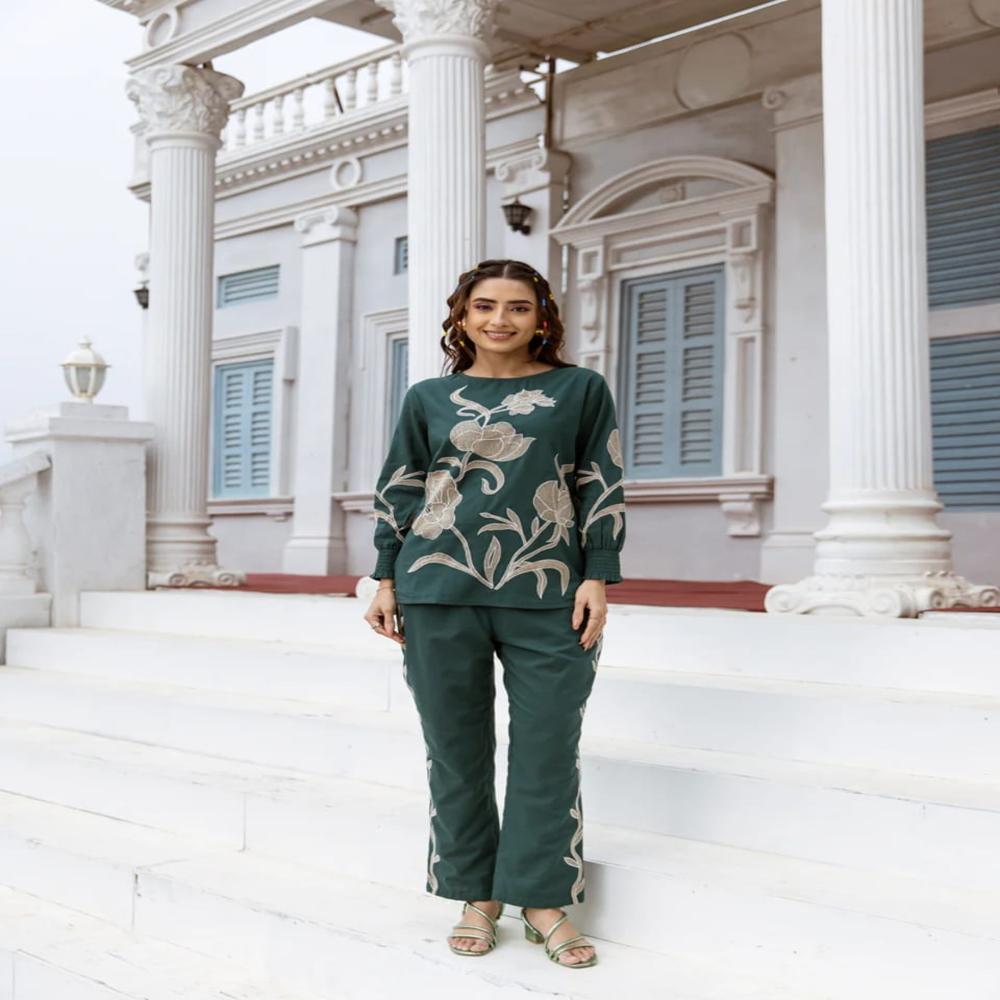 Women Co-ord Set - Color: Green