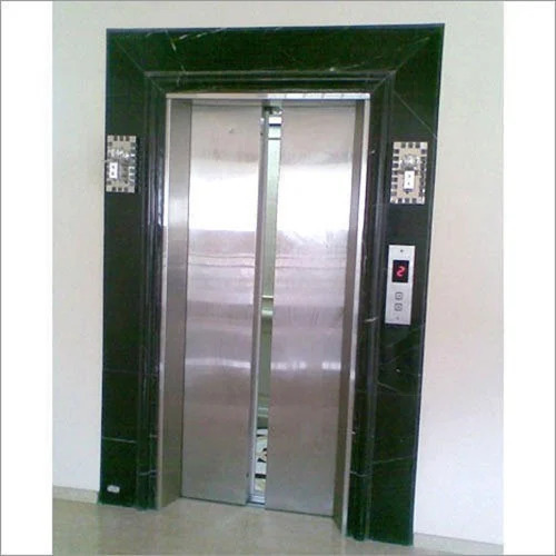 Elevator Geard Traction Lift - Load Capacity: 500 Kilograms (Kg)