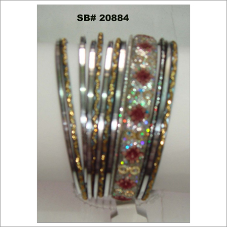 धातु की चूड़ियाँ