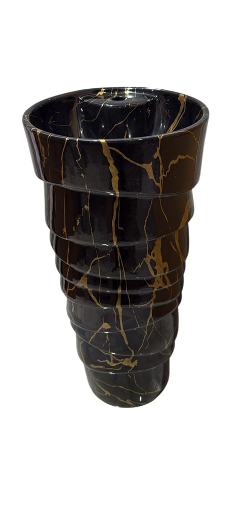 16 इंच B-g ट्विस्टेड G फ्री स्टैंडिंग डिज़ाइनर बेसिन