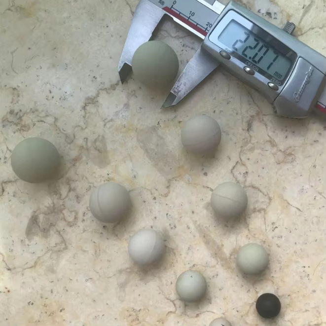 9mm 12.5mm 15.5mm 18mm 20mm 22mm 24mm 29mm Rubber Coated Steel Ball in Stock