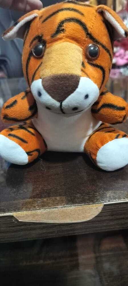 CHARACTER LION SOFT TOYS