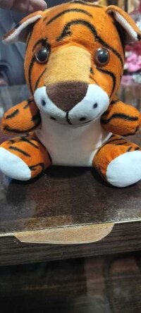 CHARACTER LION SOFT TOYS