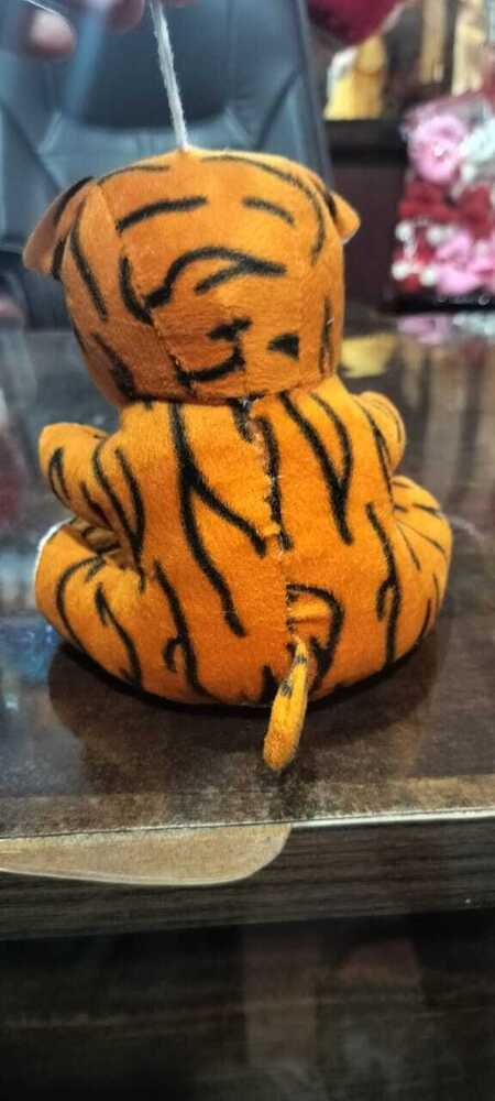 CHARACTER LION SOFT TOYS