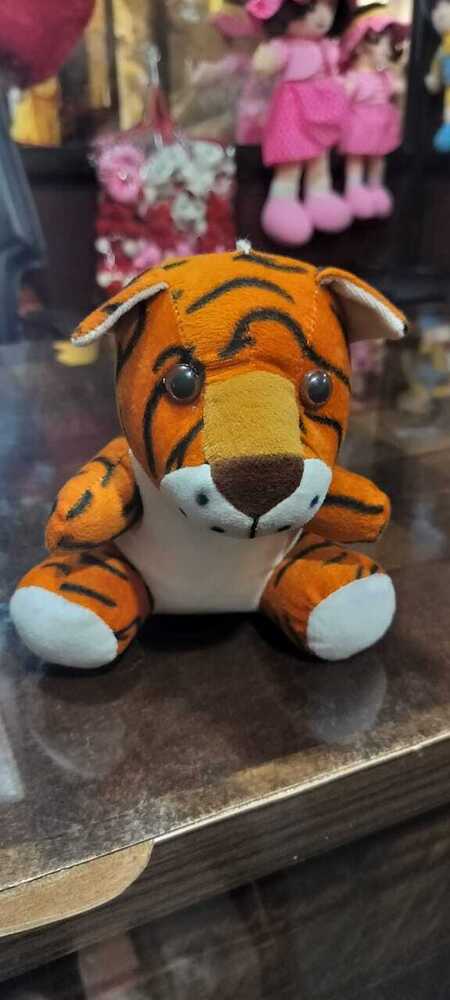 CHARACTER LION SOFT TOYS