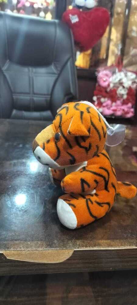 CHARACTER LION SOFT TOYS