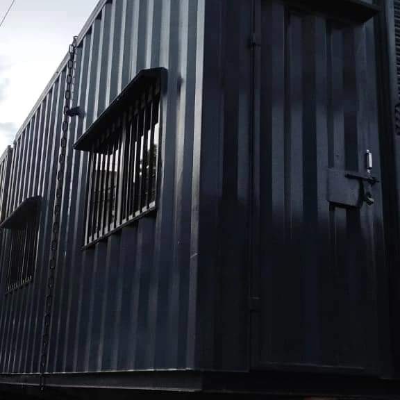 MILD STEEL 40X10X8.5ft. PORTABLE CABIN