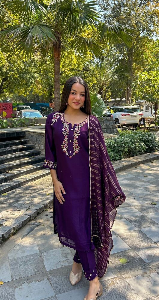 Ladies Rangriti Suit Set