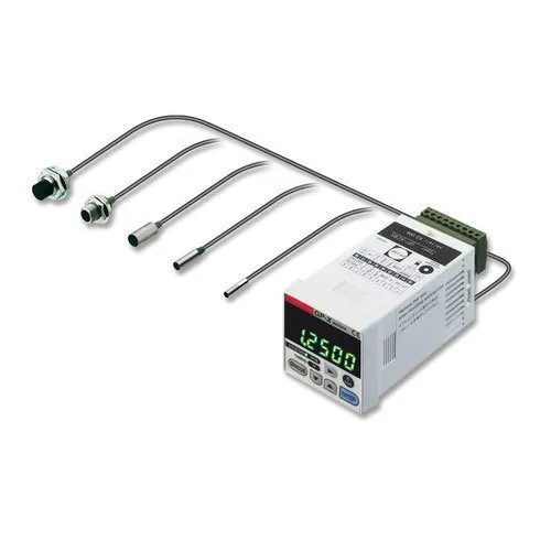 Gp-Xc10M-P Current Type Digital Displacement Sensor - Cable Length: 3 Meter (M)