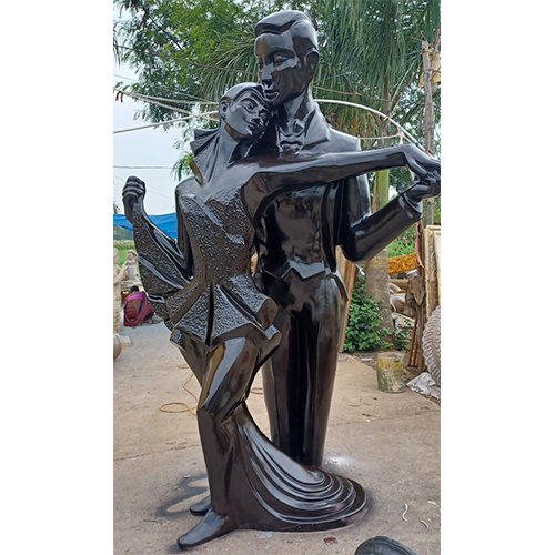 Fibre Couple Statue - Elasticity: Rigid (Non-flexible)