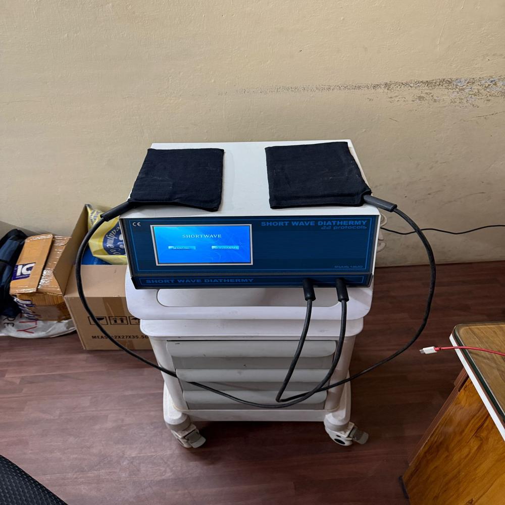 Tnt Solidstate Touch Screen Physiotherapy Machine - Color: White