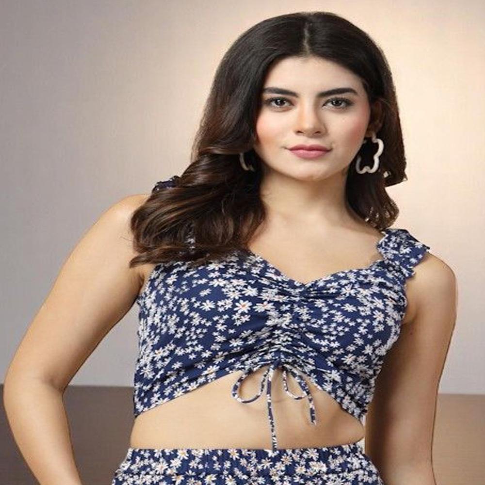Crepe Sleeveless Super Crop Top
