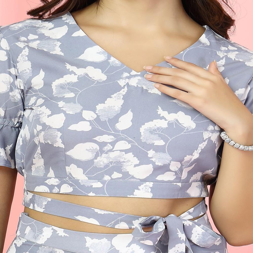 Floral Printed Bell Sleeve Crepe Blouson Top