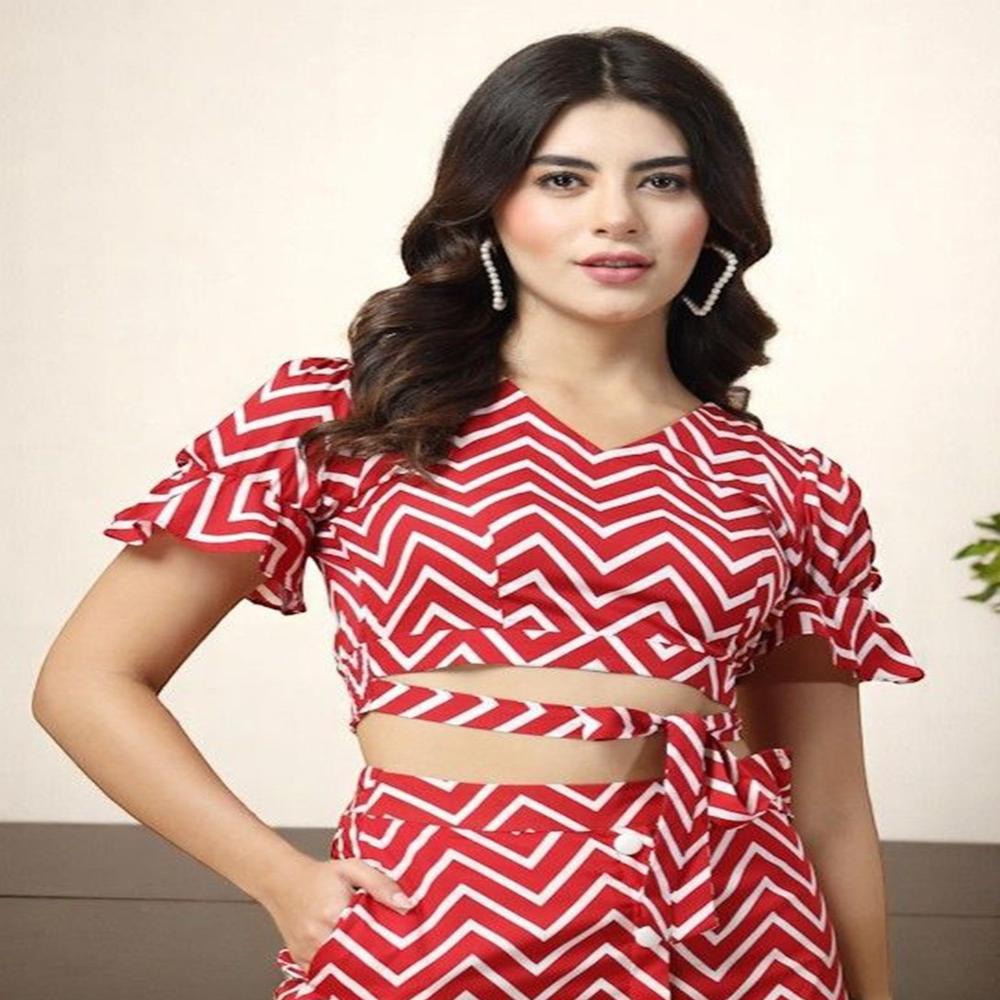 Printed Flutter Sleeve Crepe Crop Top - Color: Red