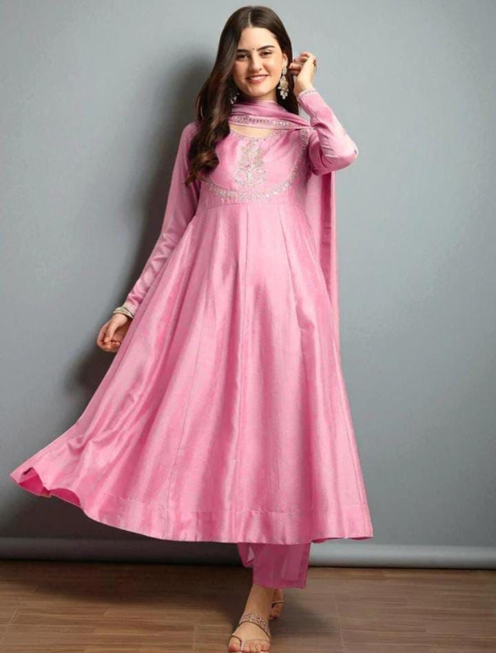 Ladies Designer Kurti - Color: Green