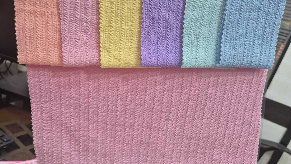 200 Gsm Frill Garment Fabric - Attributes: Washable
