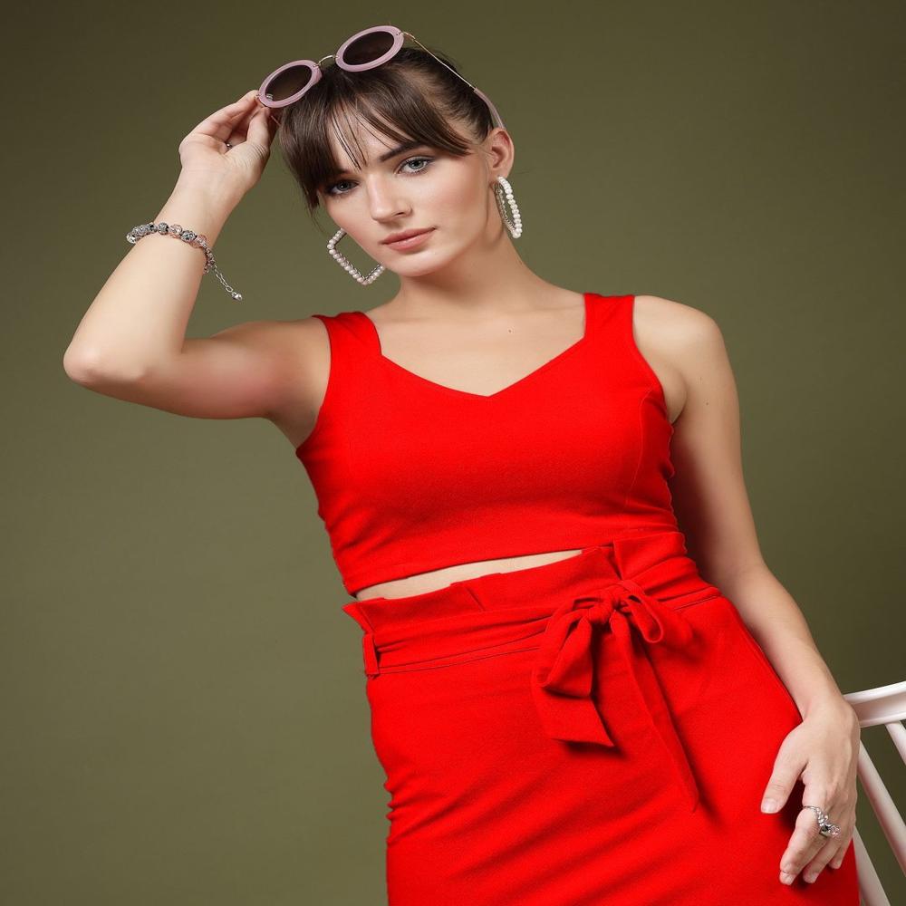 Sweetheart Neck Crop Top