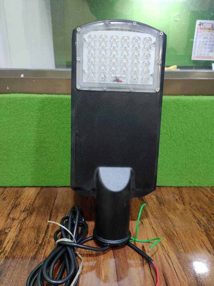 Semi Integrated Solar Street Light