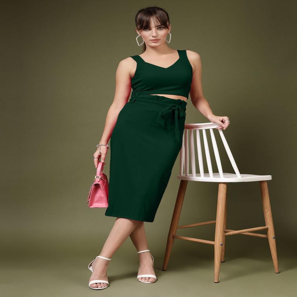 Sweetheart Neck Crop Tank Top - Color: Green