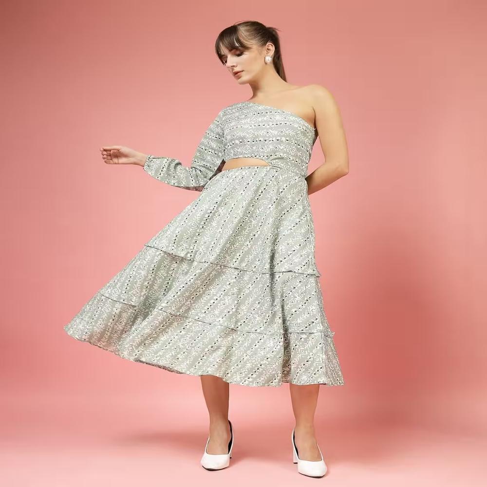 Women Floral Dress - Color: Grey