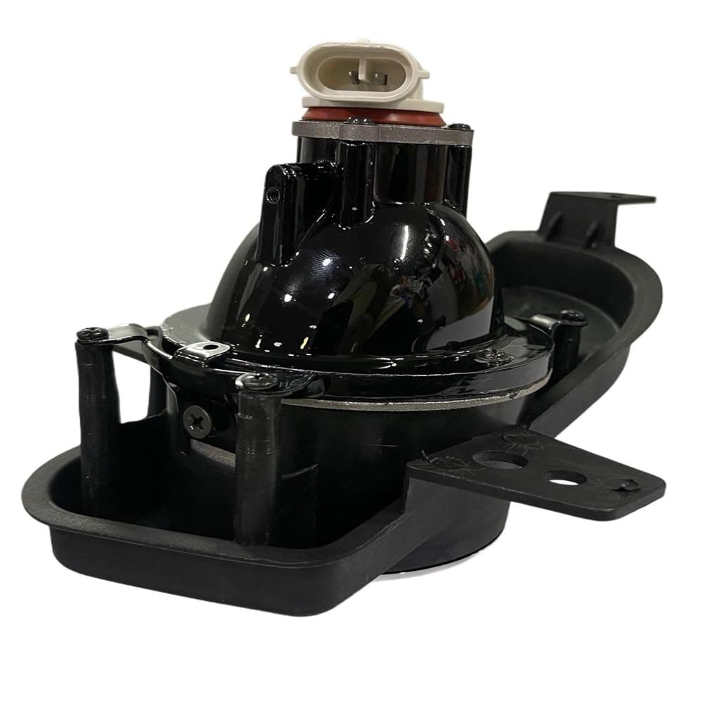 K D Projector Fog Lamp Set For Mahindra Scorpio Classic Pair, 2022-onwards (White Halogen Bulb) - Body Material: Plastic