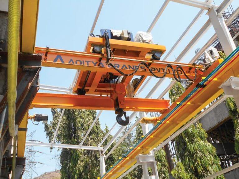 Industrial Double Girder Eot Crane - Load Capacity: 250 Metric Ton