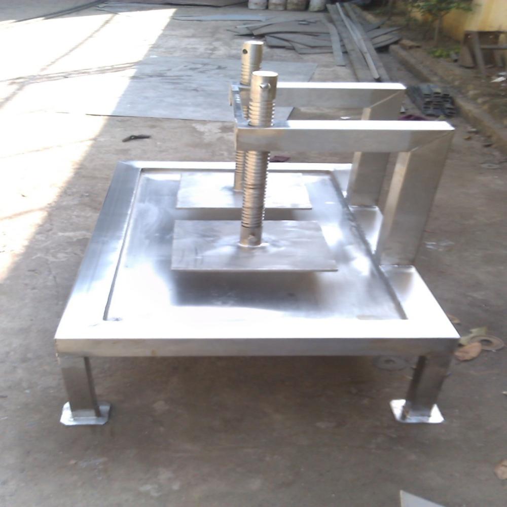 Manual Panner Pressing - Color: Silver