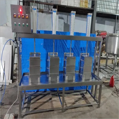 Pneumatic Panner Pressing Machine - Color: Silver