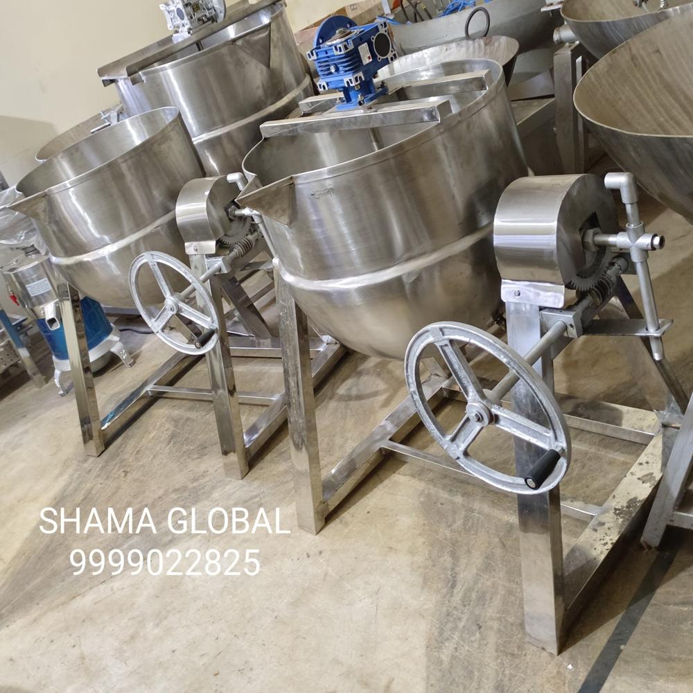 Ss Tilting Kettle - Color: Silver