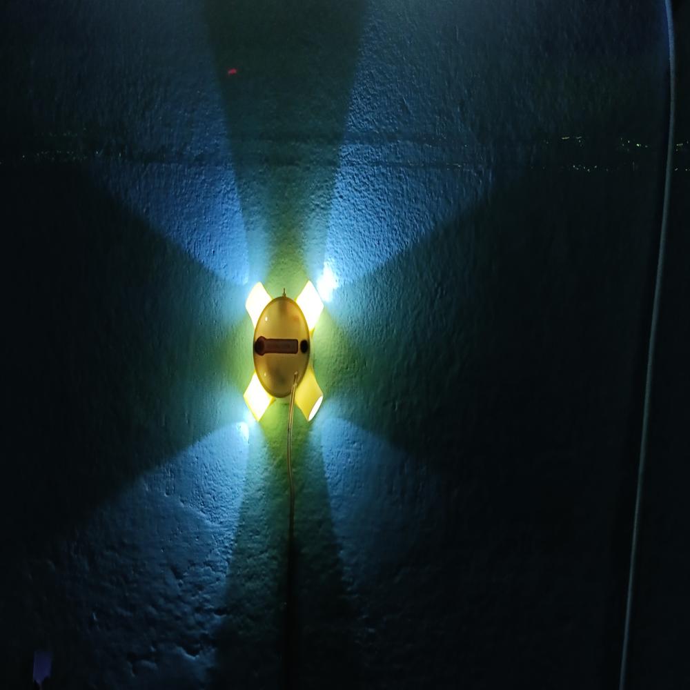 4 Way Wall And Truck Decoration Light