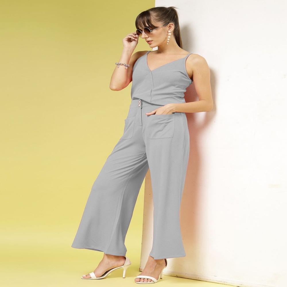 Solid V-Neck Sleeveless Crop Top - Color: Grey