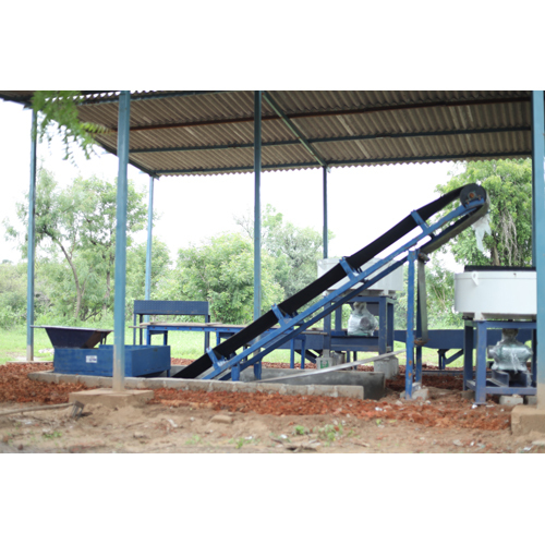 Industrial Belt Conveyor - Color: Blue Paint Coated