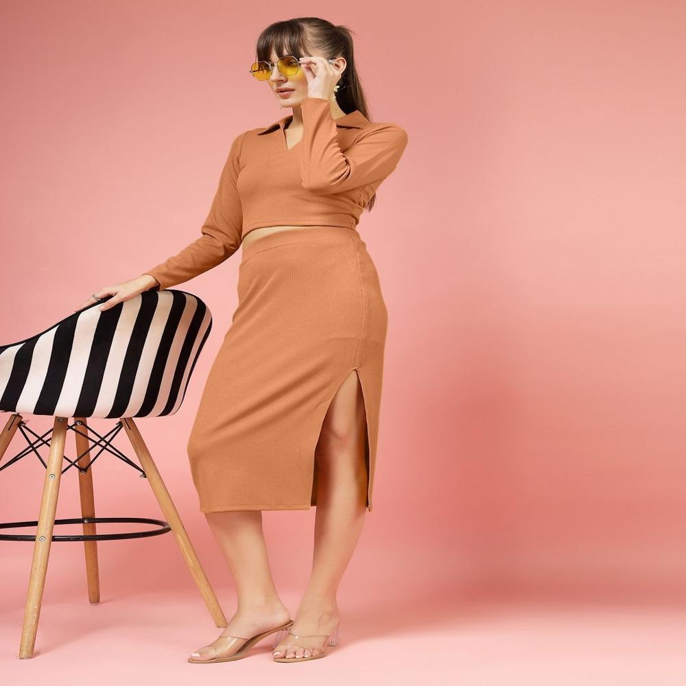 Ribbed Shirt Collar Fitted Crop Top - Color: Orange