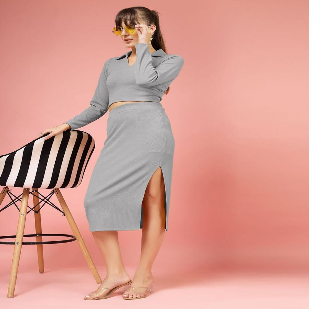 Ribbed Shirt Collar Fitted Crop Top - Color: Grey